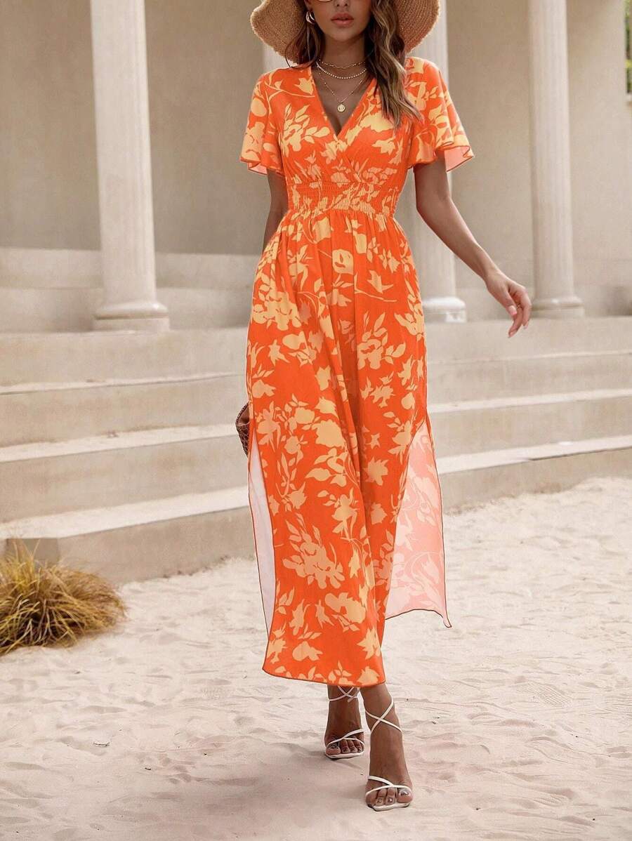 Vestido Feminino com Estampa Folhagem, Decote em V e Fenda Lateral