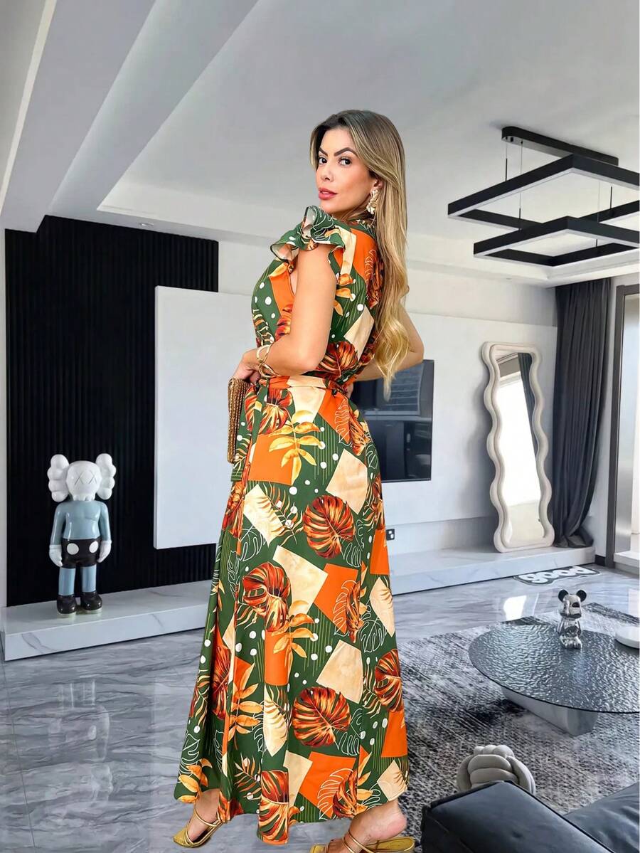 Vestido Feminino em Crepe Estampado Tropical