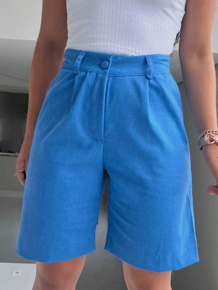 Bermuda Básica Feminina em Linho com Bolso, Botão e Zíper