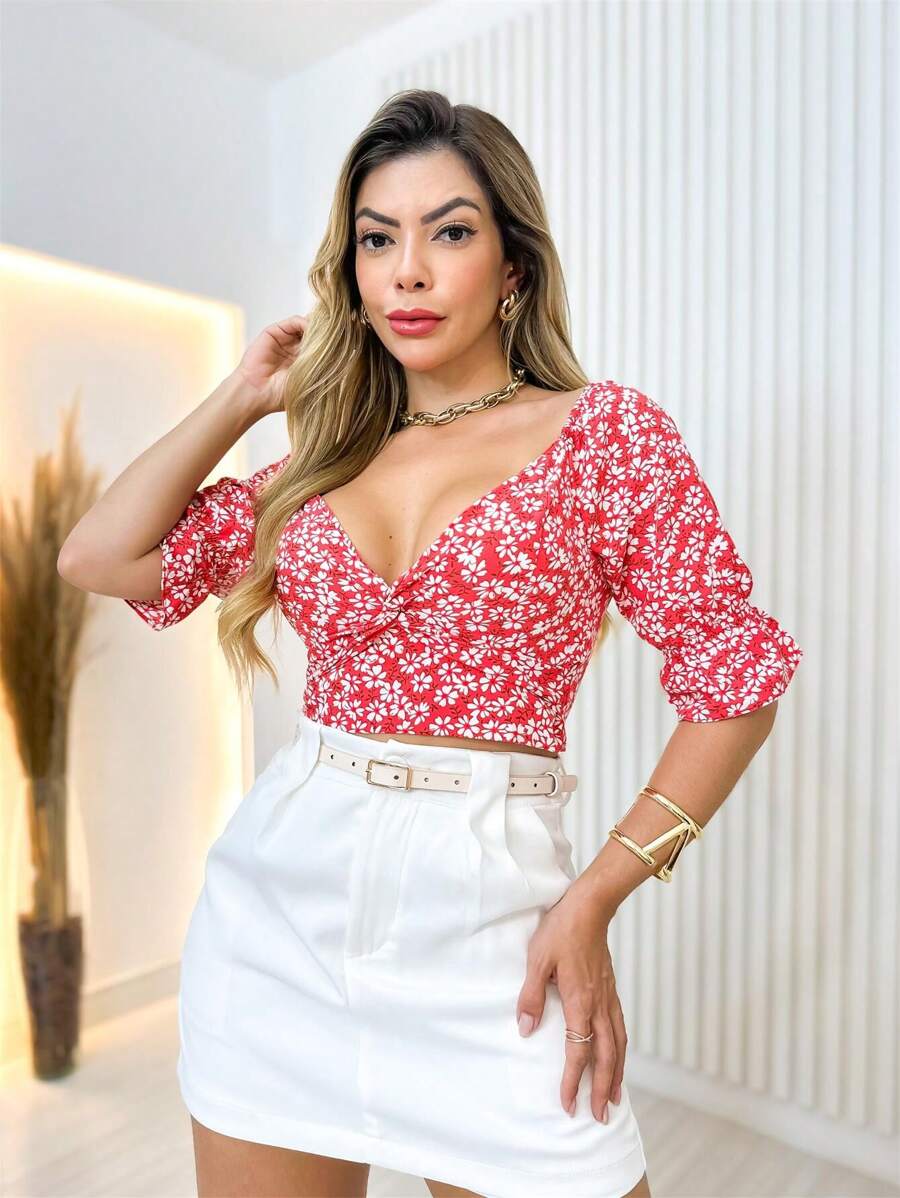 Cropped Feminino Manga Bufante com Lastex e Bojo