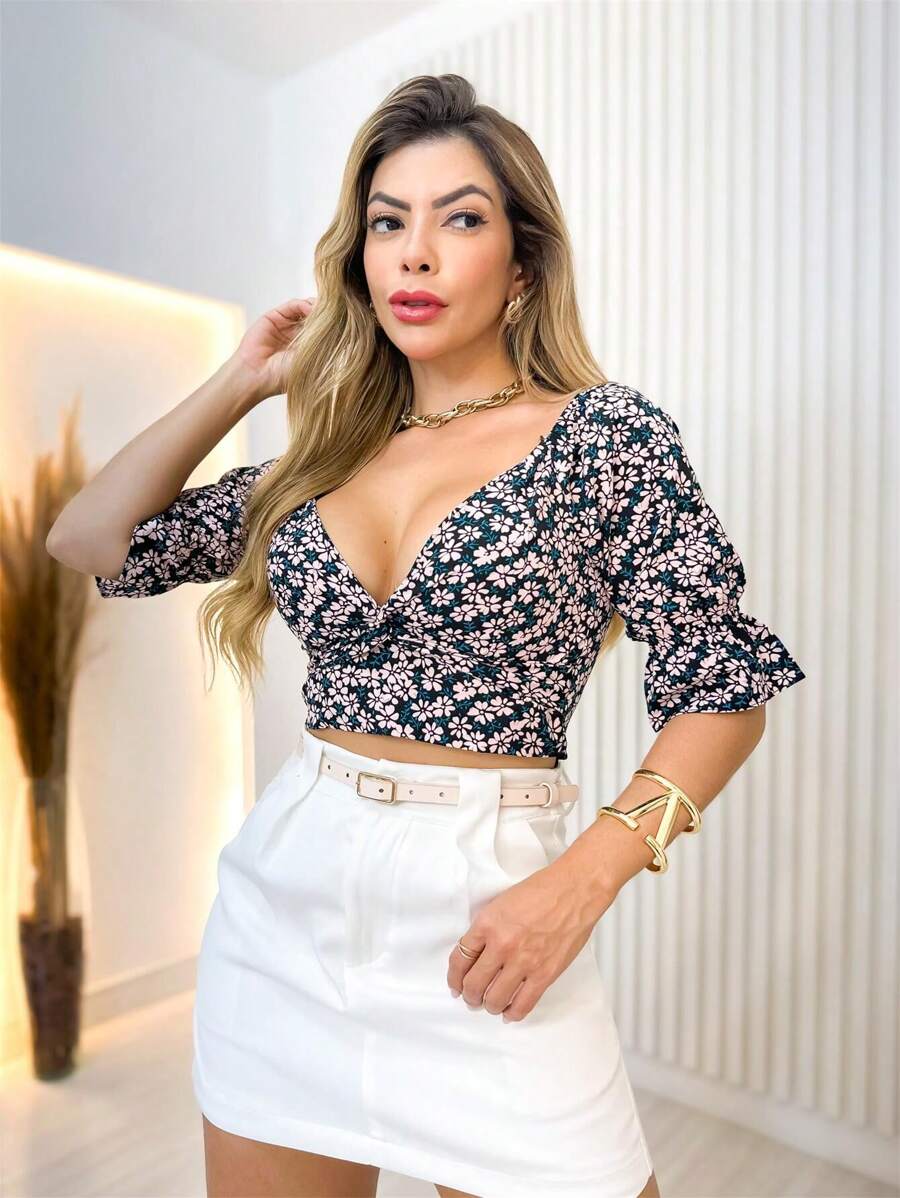 Cropped Feminino Manga Bufante com Lastex e Bojo