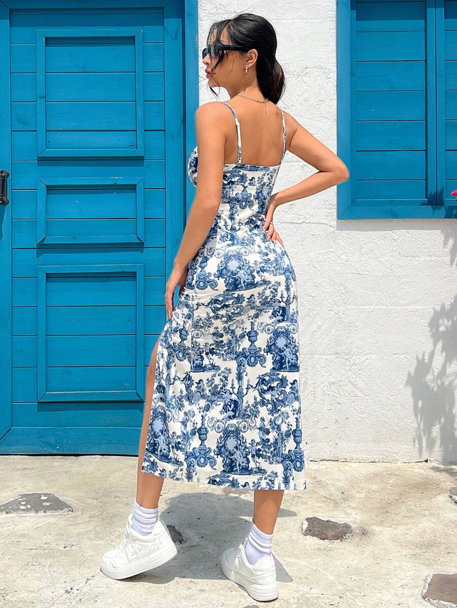 Vestido Feminino de Malha Estampado Floral com Fenda Lateral
