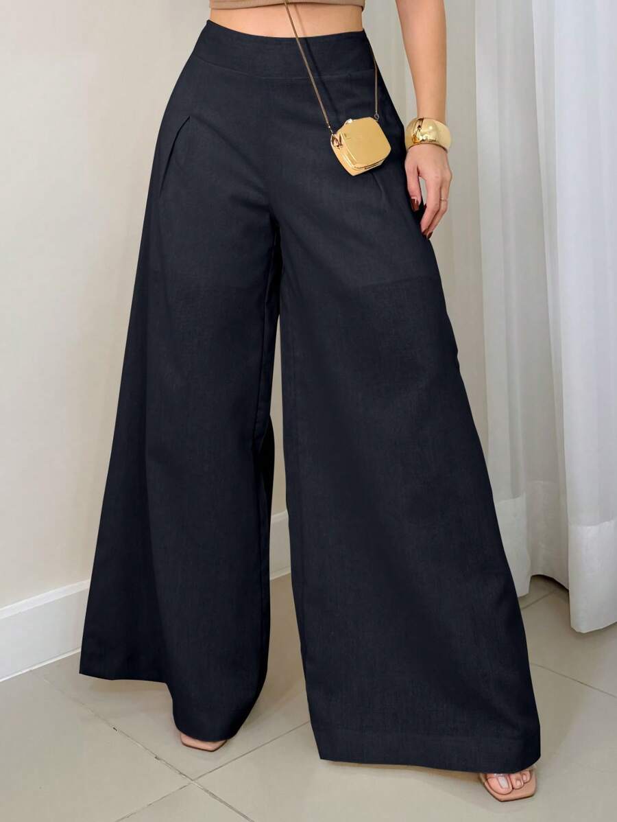 Calça Pantalona de Cambraia Feminina com Zíper nas Laterais e Forro Curto