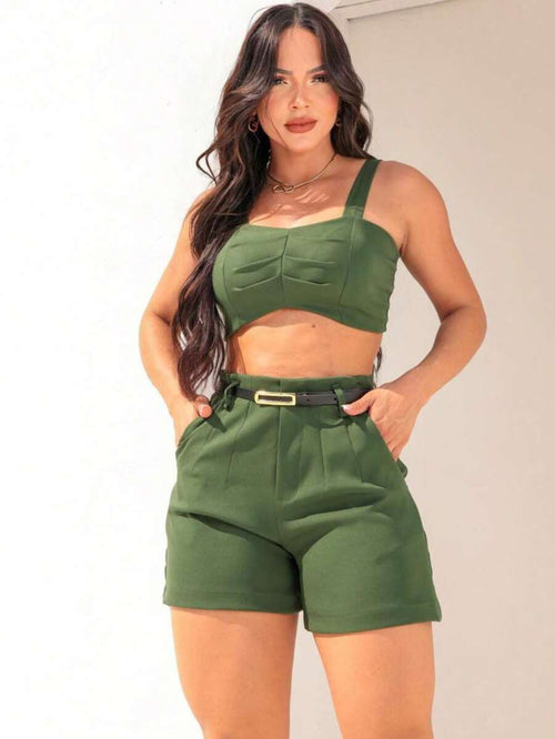 Conjunto Feminino Short e Cropped em Alfaiataria