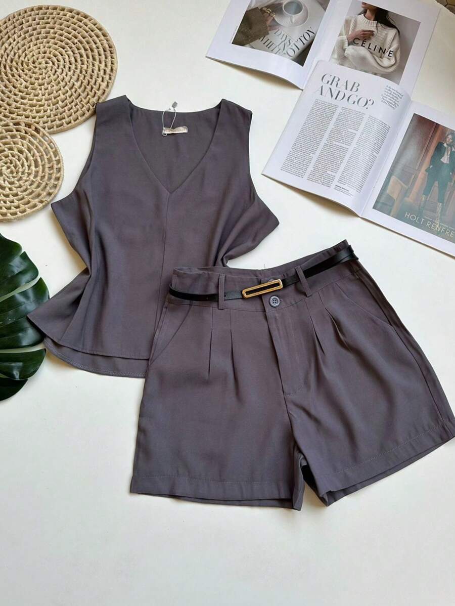 Conjunto Feminino em Linho com Blusa e Short