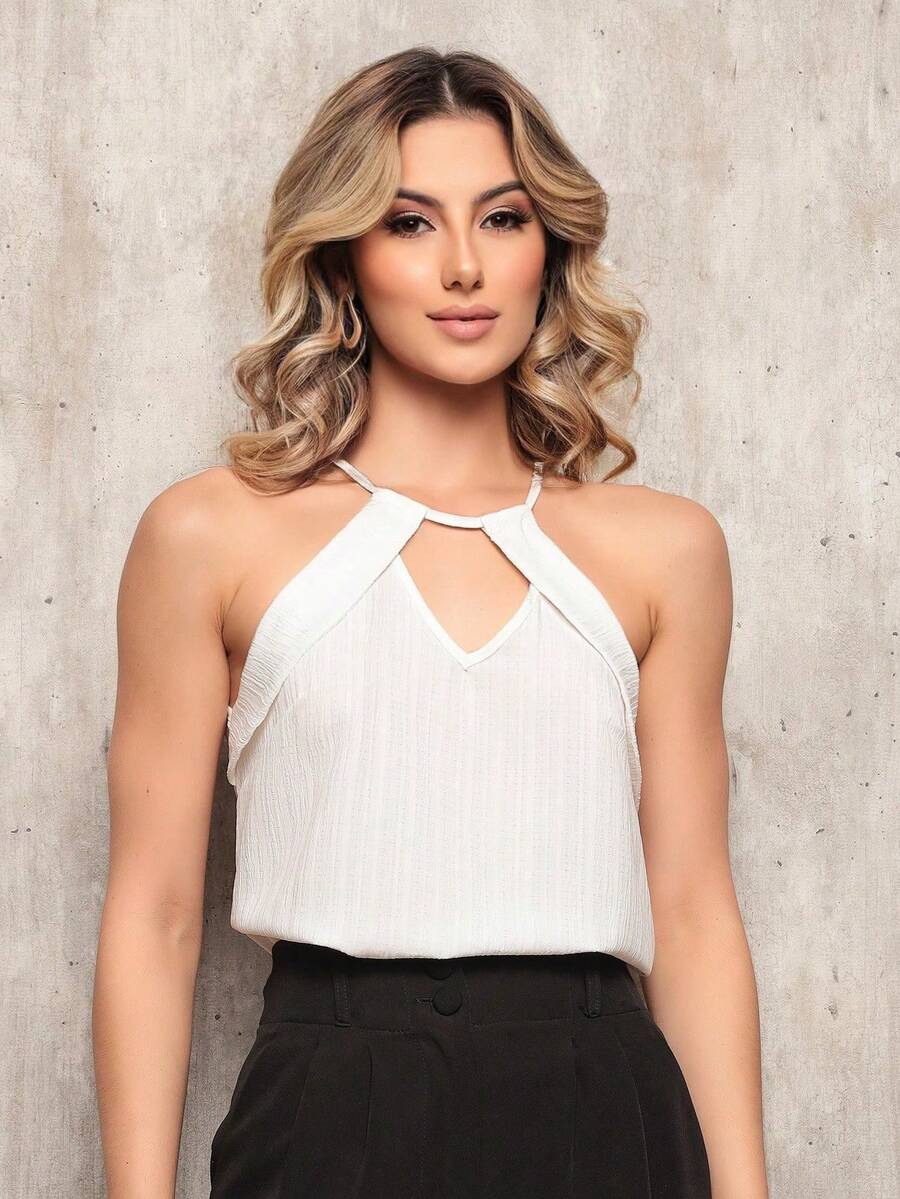 Regata Duna Feminina com Gola Garrafinha