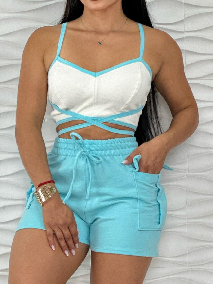 Conjunto Feminino Blusa e Short com Bolsos