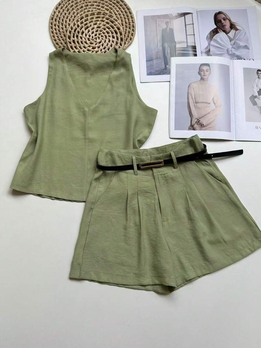 Conjunto Feminino em Linho com Blusa e Short