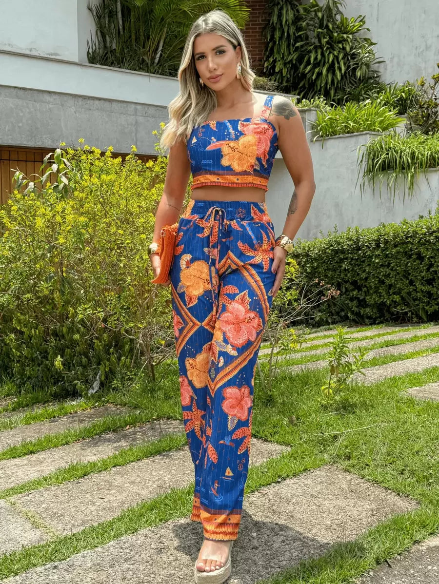 Conjunto Feminino Calça Pantalona e Cropped Estampado