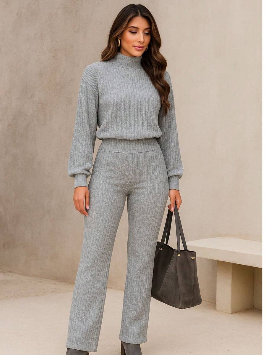 Conjunto Feminino de Inverno com Blusa de Manga Longa e Calça Cintura Alta