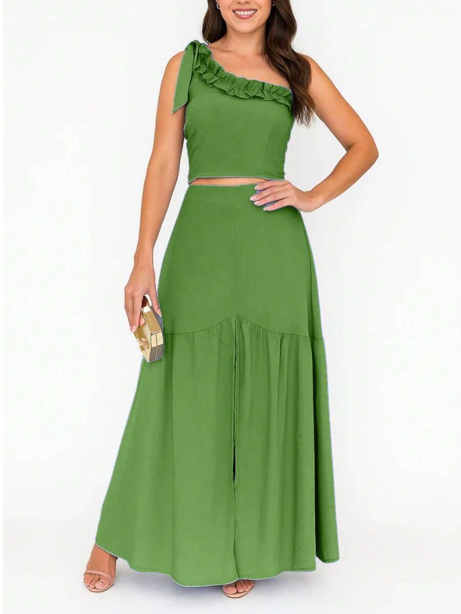 Conjunto Feminino Cropped Assimétrico com Bojo e Saia Longa com Abertura Frontal