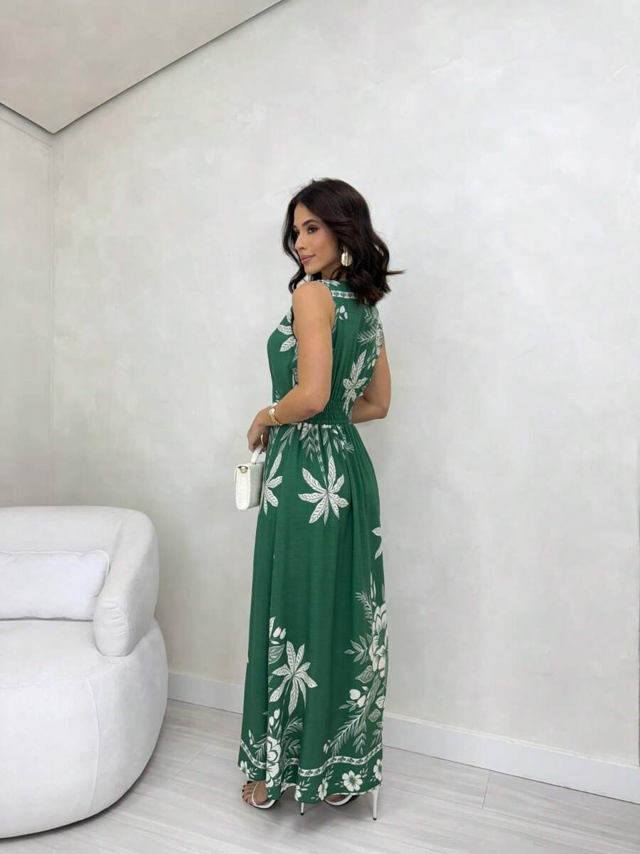 Vestido Longo Estampado com Alças Largas e Detalhes Étnicos Elegantes