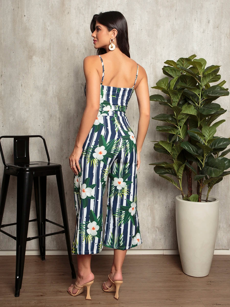 Conjunto Feminino Cropped com Bojo e Calça Pantacourt