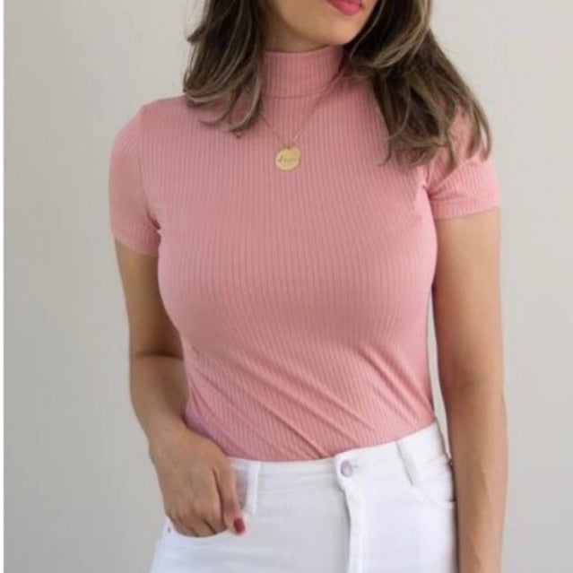 Blusa Canelada Gola Alta Manga Curta Simples Glamour