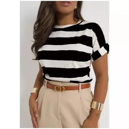 Blusa Listrada Feminina T-Shirt Manga Japonesa