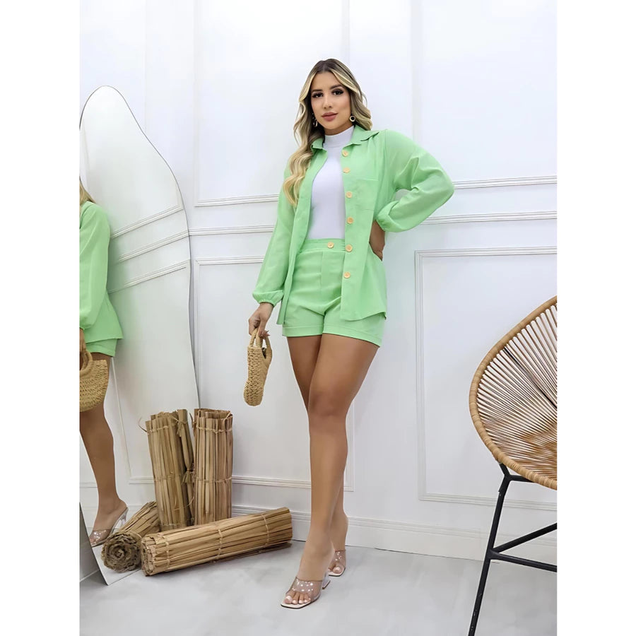 Conjunto Feminino em Linho – Camisa Manga Longa com Botões + Short Casual