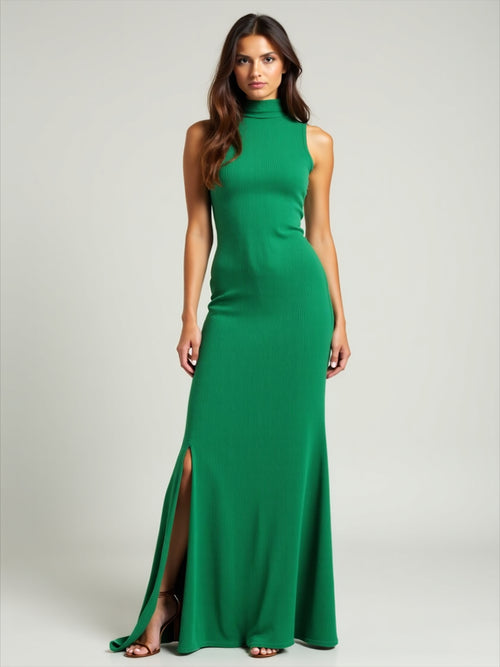 Vestido Longo com Racha e Gola Alta Feminino Canelado