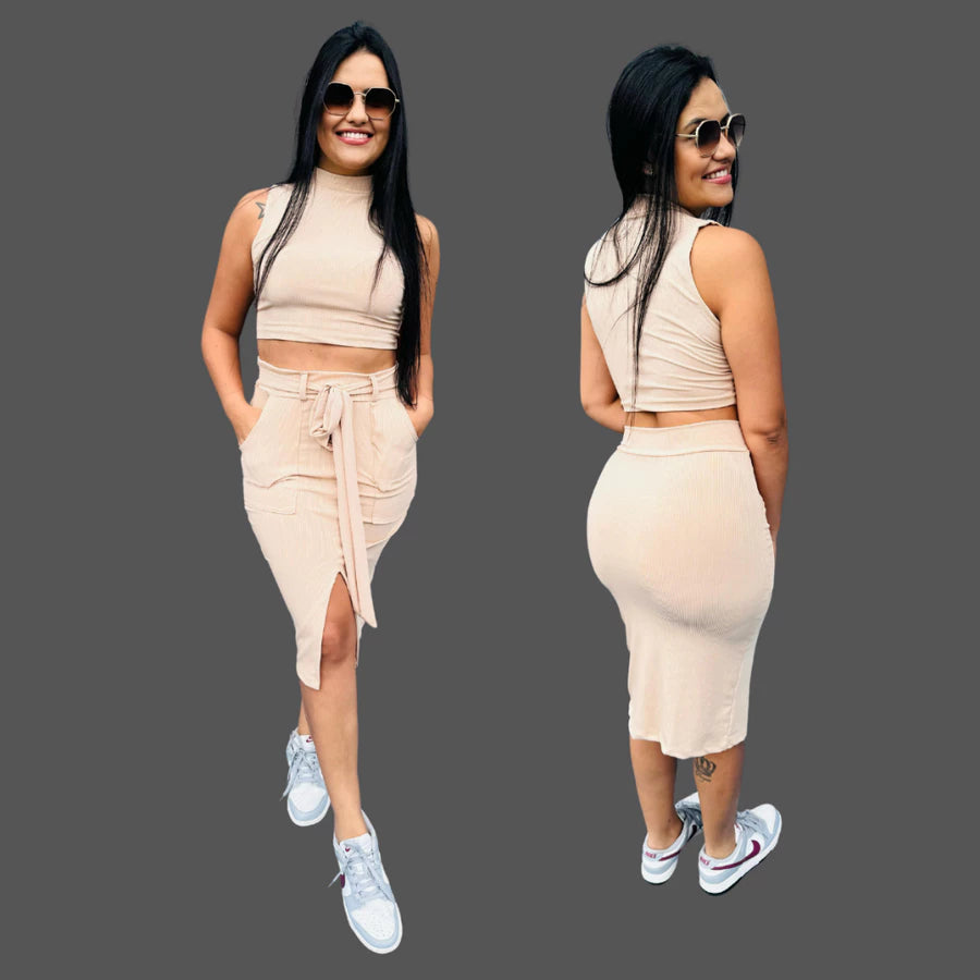Conjunto Nady Feminino Saia Midi e Cropped Gola Alta em Malha Canelada