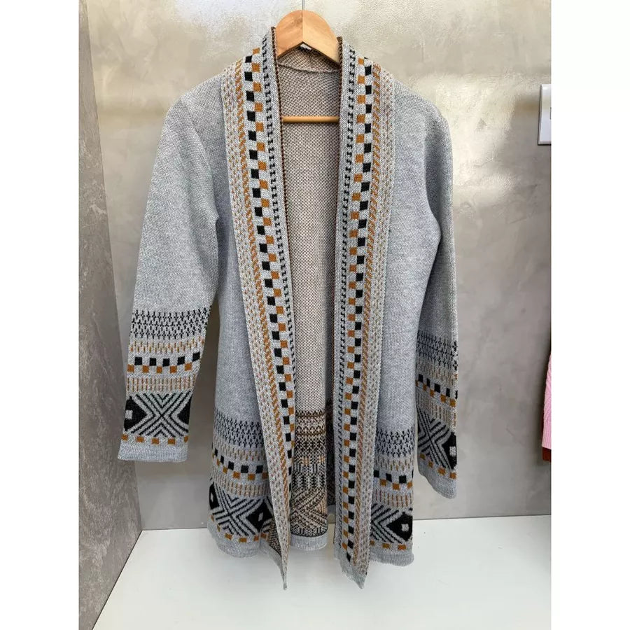 Cardigan Kimono Tricot Luxo – Elegância Atemporal e Conforto Sofisticado