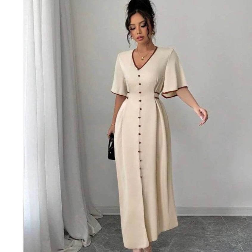 Vestido Longo Feminino Luxo com Detalhes de Botão