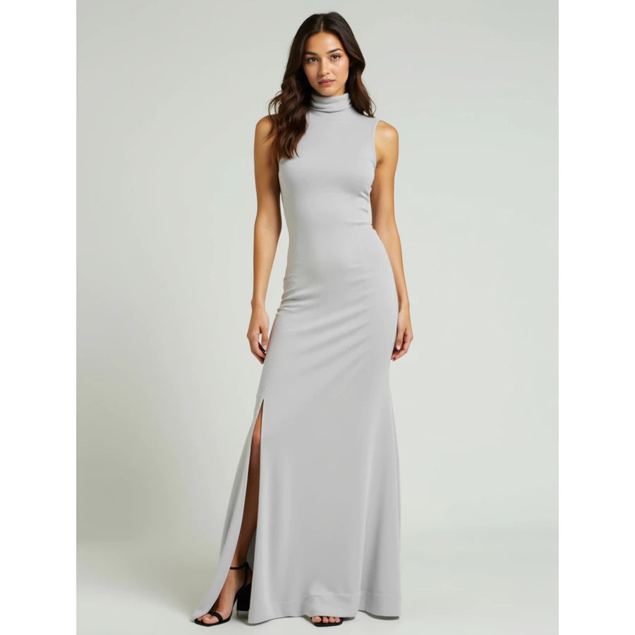 Vestido Longo com Racha e Gola Alta Feminino Canelado