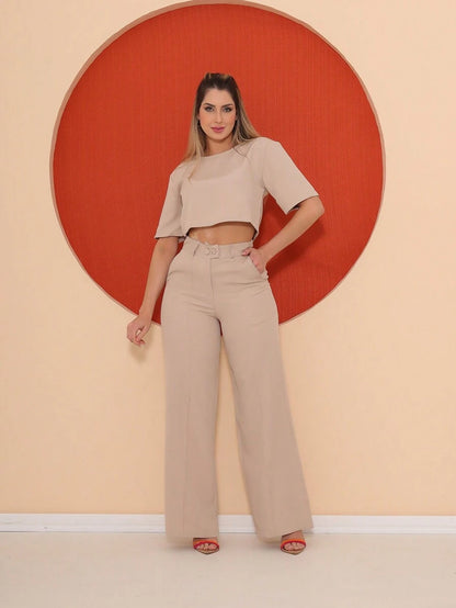 Conjunto Blusa Manga Curta e Calça Pantalona de Alfaiataria