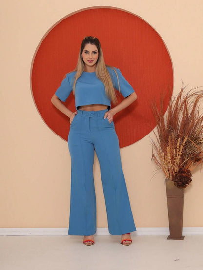 Conjunto Blusa Manga Curta e Calça Pantalona de Alfaiataria