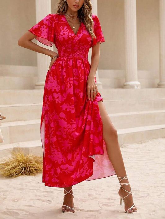 Vestido Feminino com Estampa Folhagem, Decote em V e Fenda Lateral