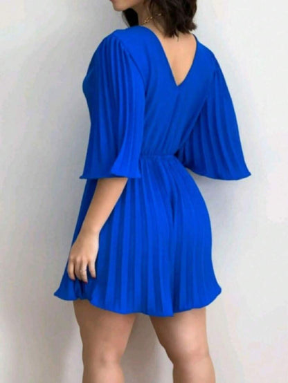 Macaquinho Plissado com Manga Flare