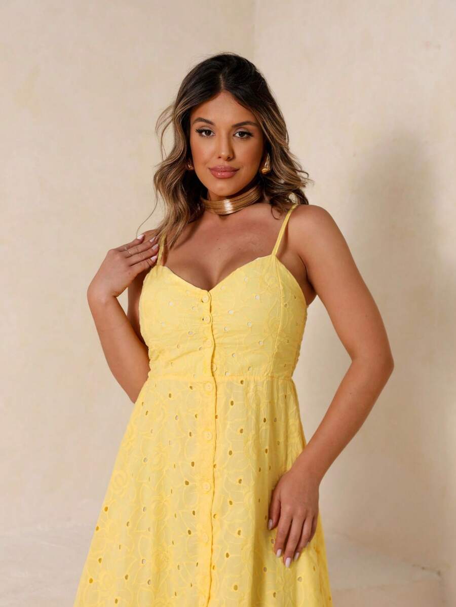 Vestido Midi Laise Feminino com Bojo e Botões