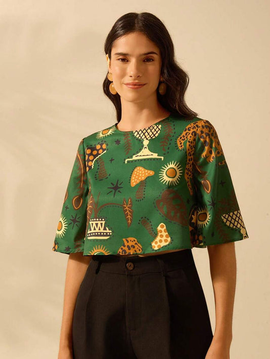 Cropped Feminino Multicolorido Estampado com Manga Meia