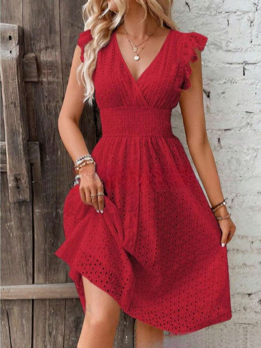 Vestido Evasê com Cintura Franzida e Decote V