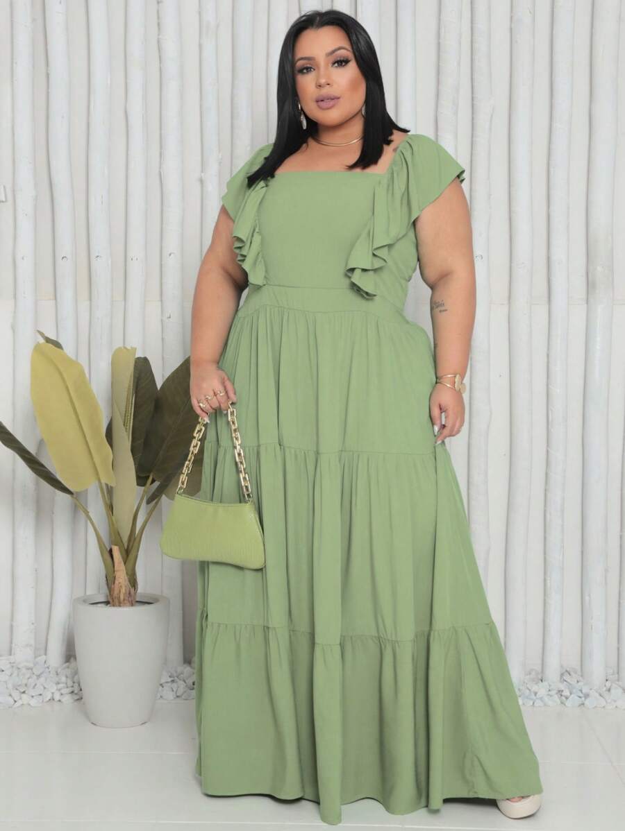 Vestido Plus Size Longo com Alça e Babado no Ombro
