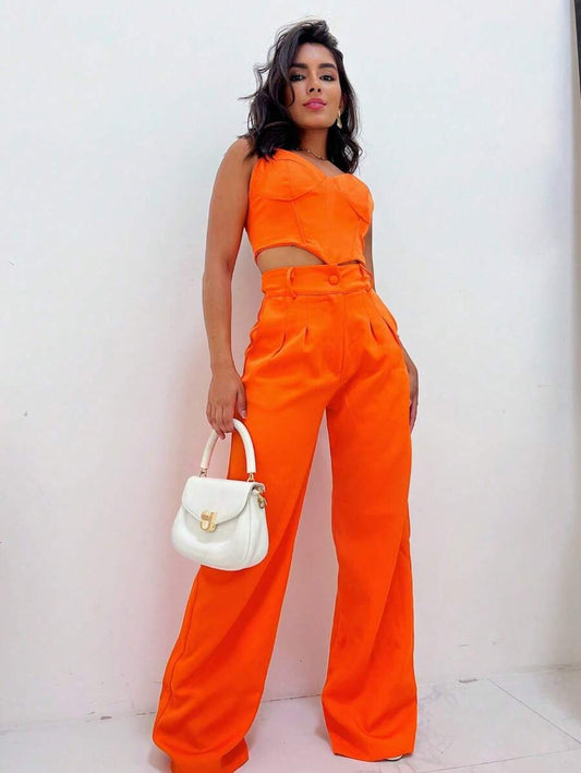 Conjunto Alfaiataria Calça Cargo com Bolso Lateral e Top sem Alça