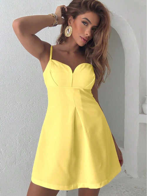 Vestido Curto com Alcinhas Elegante