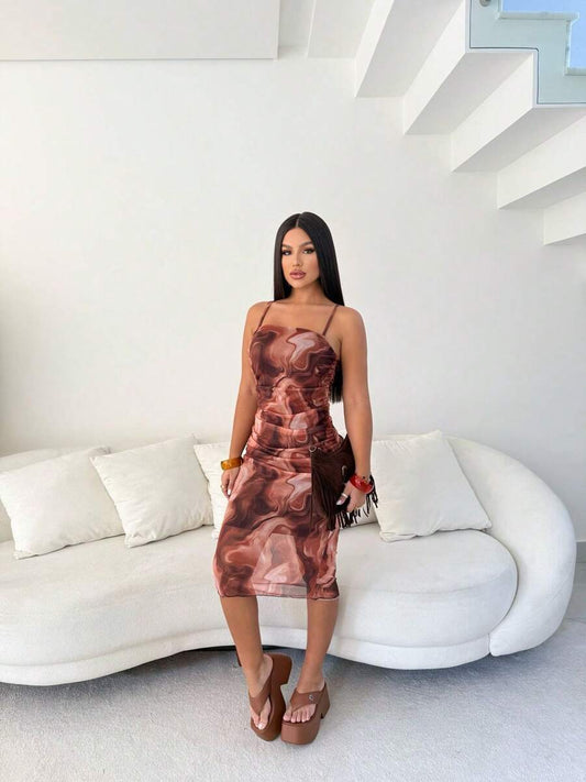 Vestido Midi Feminino em Tule com Abertura nas Costas – Elegante e Sofisticado