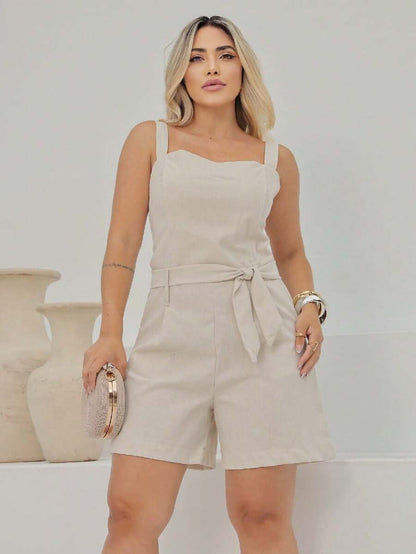 Macaquinho Feminino Giovana em Linho com Cinto e Bolsos