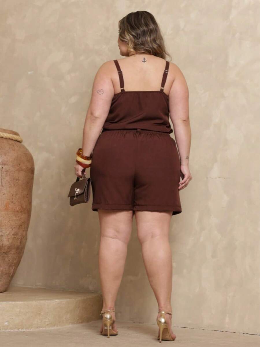 Conjunto Feminino Plus Size Regata e Short de Alfaiataria Premium