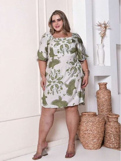 Vestido Plus Size Feminino Curto Estampado com Costas Abertas