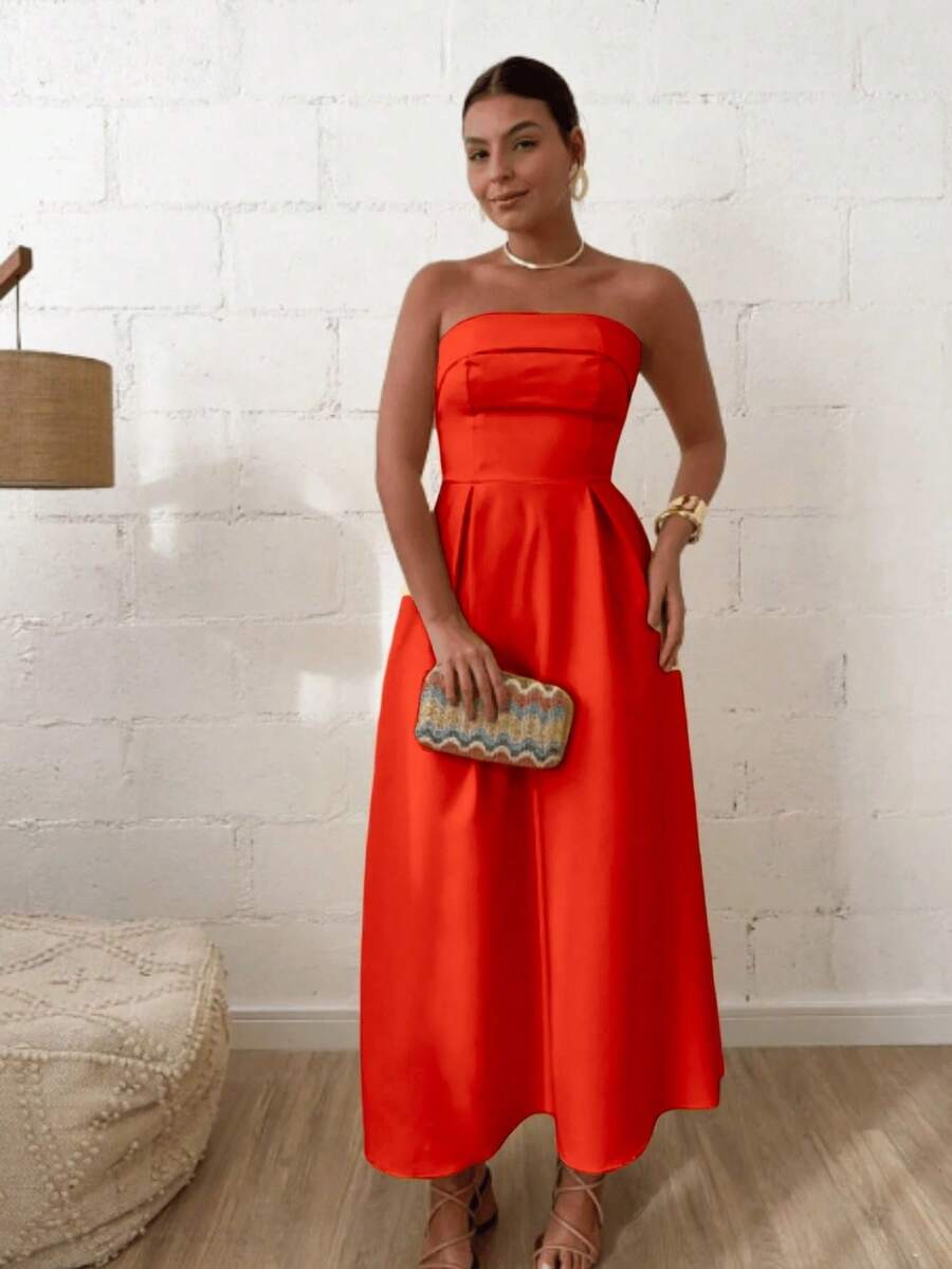 Vestido Feminino Midi Alongado Tomara que Caia em Alfaiataria Premium