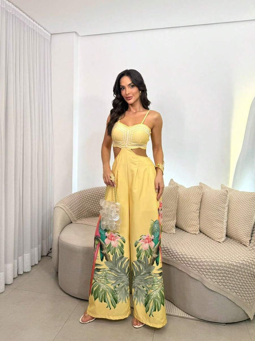 Macacão Feminino Longo Estilo Tropical com Estampa de  Araras