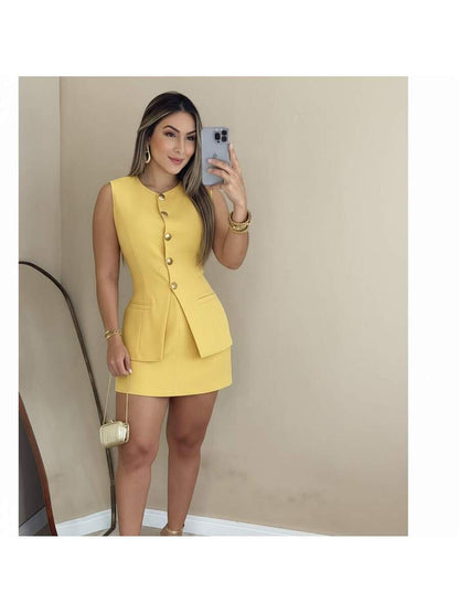 Conjunto Feminino Alfaiataria – Colete e Short Saia Elegante