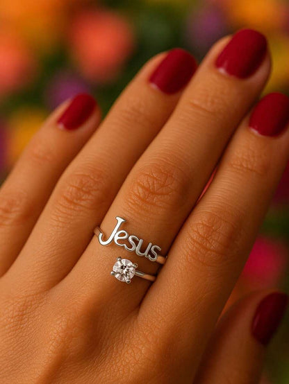 Anel de Prata Jesus Vazado com Pedra de Zircônia Branca 2mm