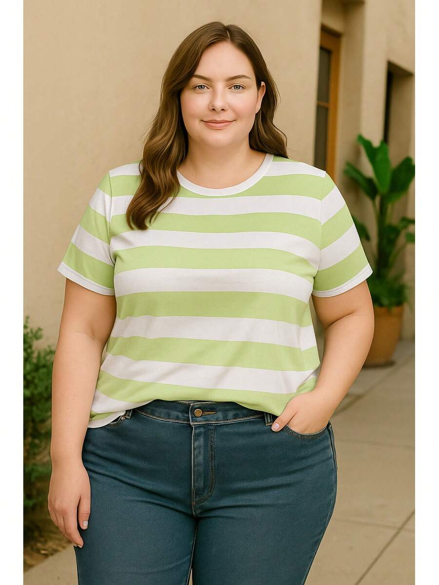 T-Shirt Plus Size Feminina Estampada