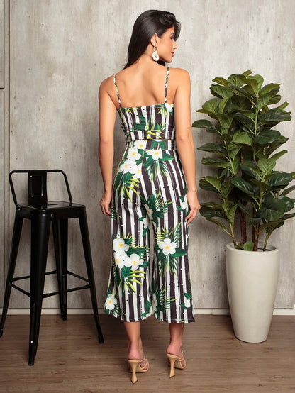 Conjunto Feminino Cropped com Bojo e Calça Pantacourt
