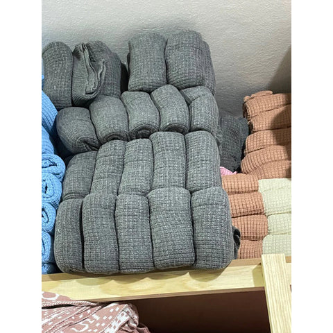 Cardigan Kimono Tricot Com Detalhe De Pompon Na Manga