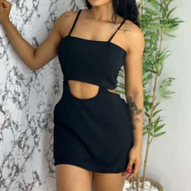 Macaquinho Feminino Plus Size Crepe Dunas Short