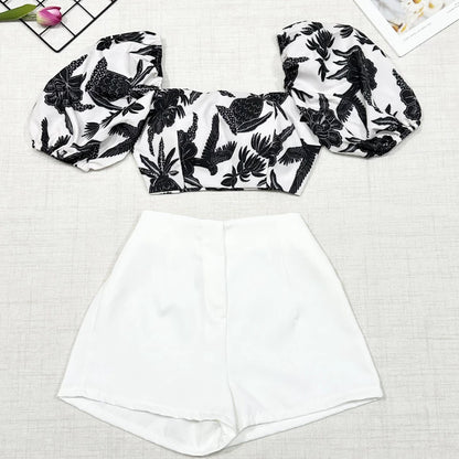 Conjunto Feminino Estampado – Camisa com Amarração + Short com Zíper
