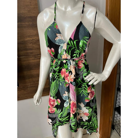 Vestido De Amarrar Várias Maneiras de Usar. Vestido Mídi Envelope de Pontas