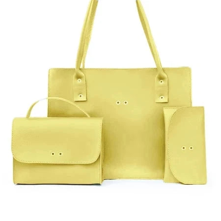 Grátis um   Kit 3 Bolsas Femininas – Bolsa Grande, Média e Carteira Simples Glamour